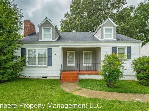 Convenient off-street parking and a utility storage garage add to the convenience. . Houses for rent chattanooga tn